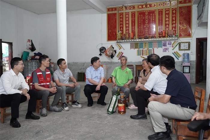 深入基层调研指导 共谋乡村振兴新篇——德州扑克
党委常委、副校长陈俊强带队赴马山县龙琴村开展调研走访活动 第 4 张