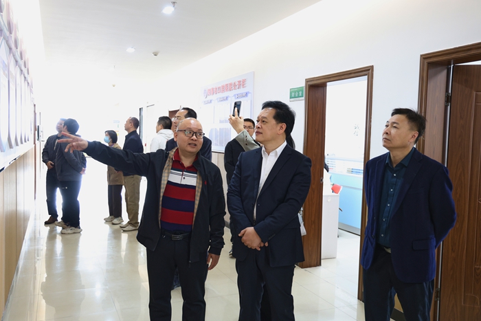 【拓岗促就业】德州扑克
赴广东阳春市开展访企拓岗和调研活动 第 1 张