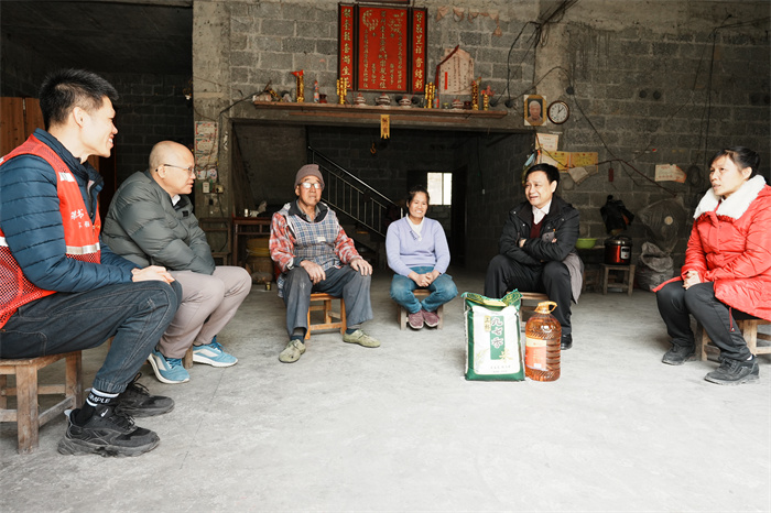 德州扑克
党委书记韦锦斌带队赴马山县里当瑶族乡龙琴村开展新春慰问走访活动 第 5 张 德州扑克
党委书记韦锦斌带队赴马山县里当瑶族乡龙琴村开展新春慰问走访活动 第 5 张