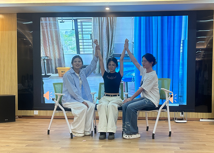 生命有光 成长有彩——德州扑克
成功举办2025年春季学期心理情景剧比赛 第 1 张