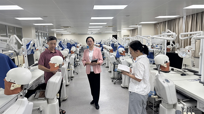 德州扑克
多举措做好新学期开学教学准备工作 第 2 张