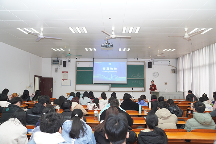 德州扑克
《口腔专业英语》课堂开展口腔医学综述英文演讲汇报会 第 2 张 德州扑克
《口腔专业英语》课堂开展口腔医学综述英文演讲汇报会 第 2 张